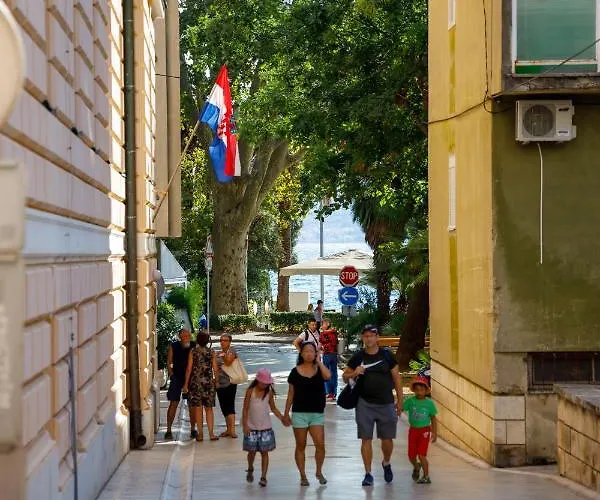 아파트먼트 센트럼